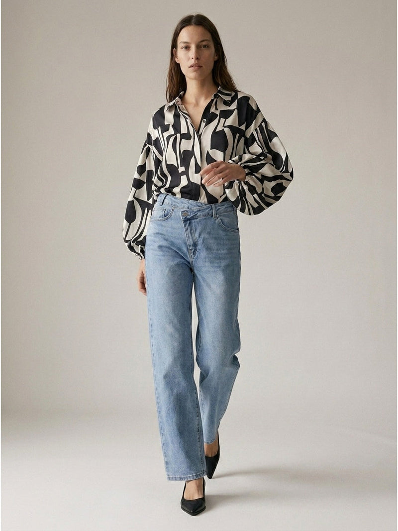Woman's Pants