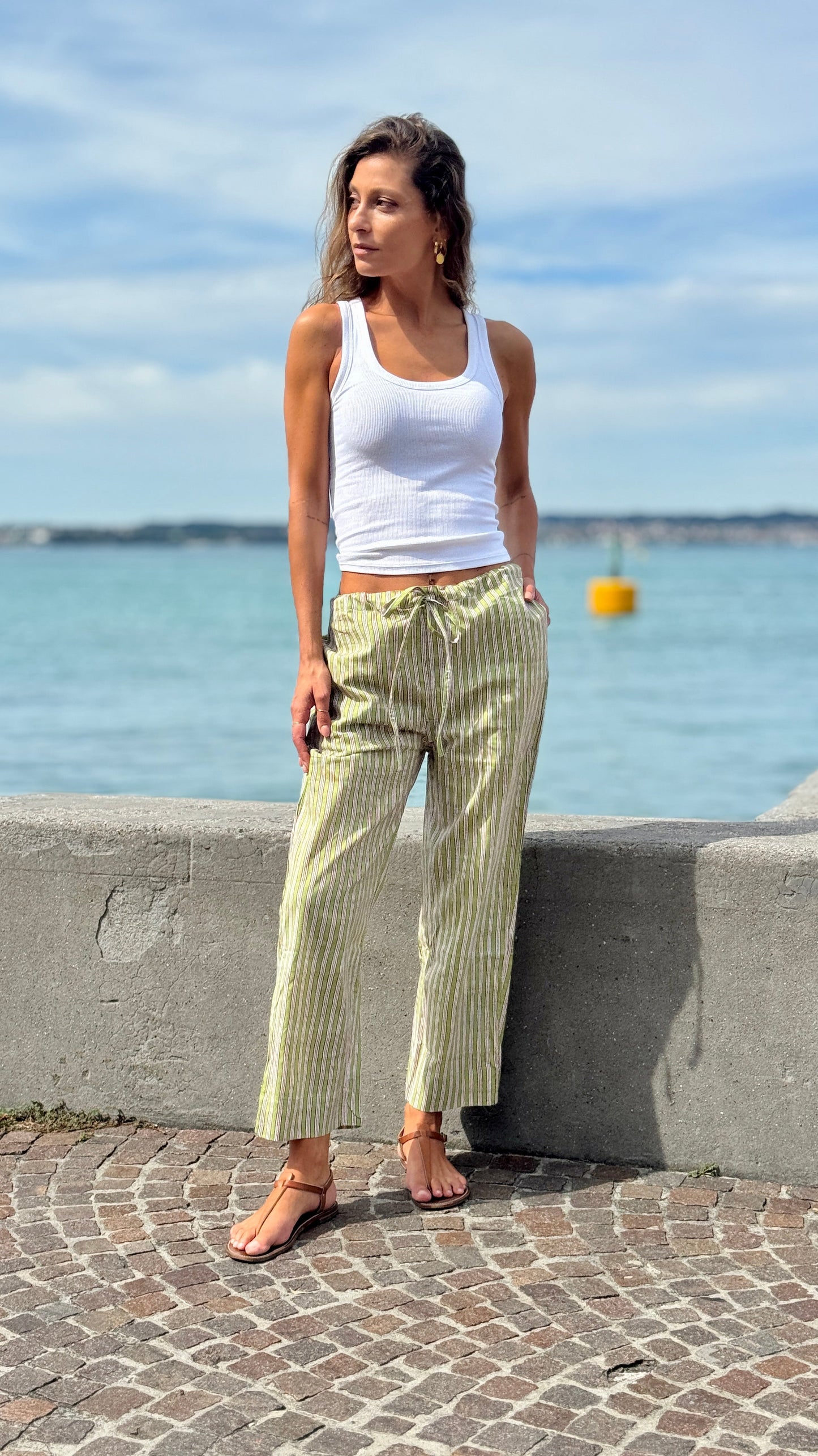 Cigarette trousers