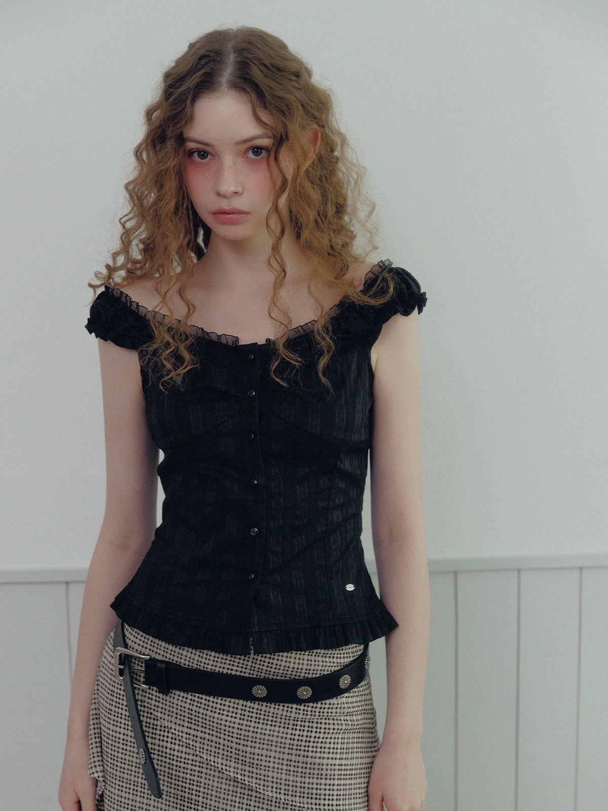 [TWEE] Untive Pattern Sleeveless Blouse